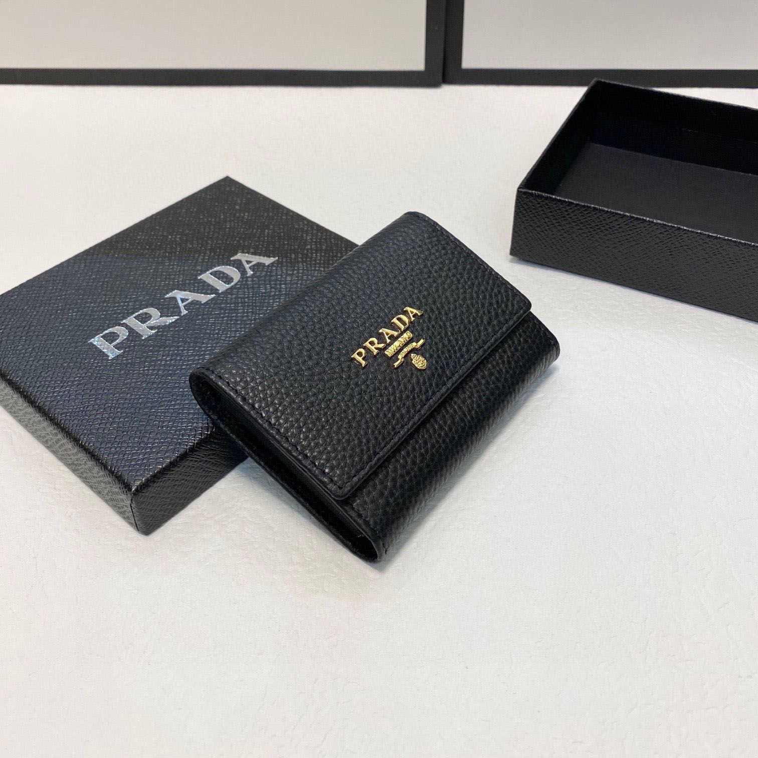 PRA New Arrival Cardholder Ev25061004