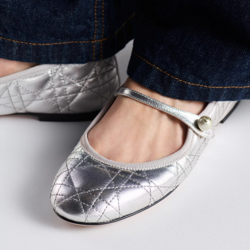 CD Silver-Tone Ballet Flat YV24061418
