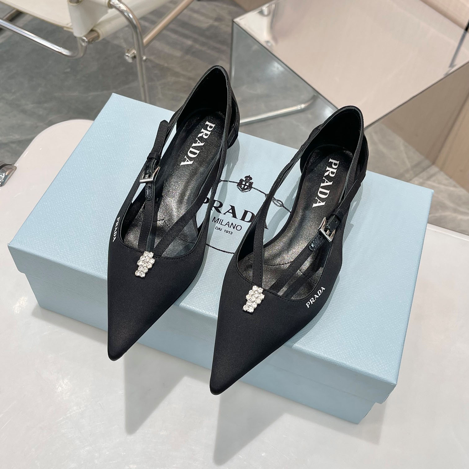 PRA Ladies Fashion Flat Sandals Ev25061080