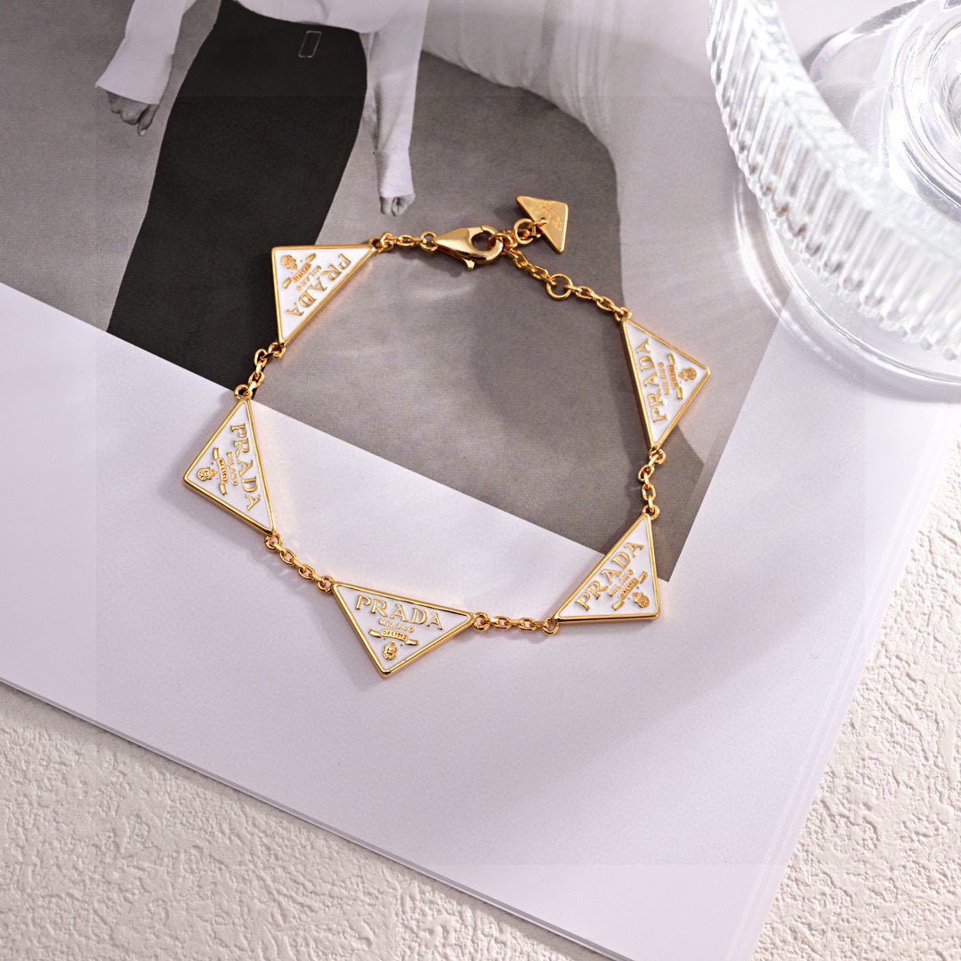 PRA Fashion Triangle Bracelet Ev25061056
