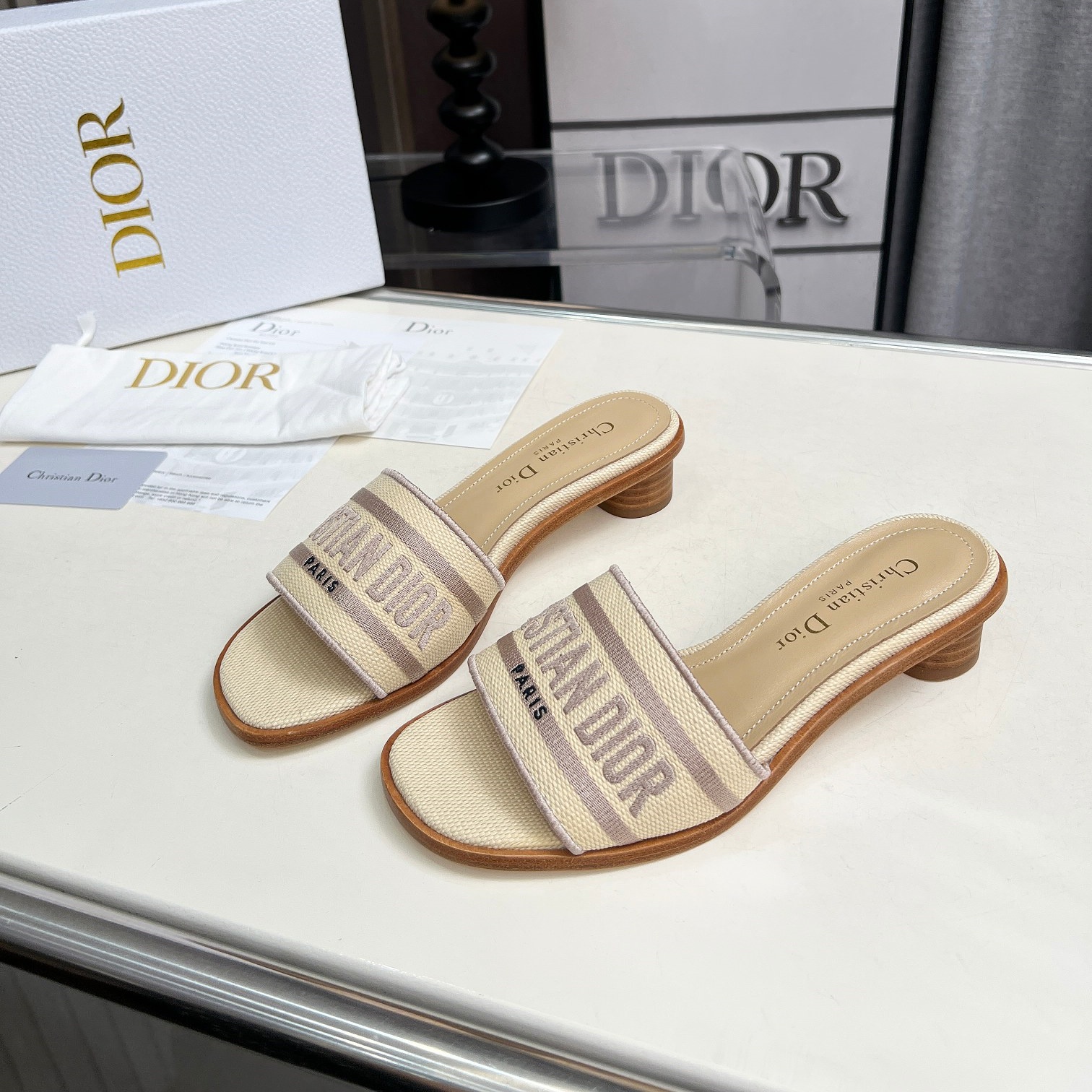 CD Embroidered Cotton Heeled Slide YV24061426