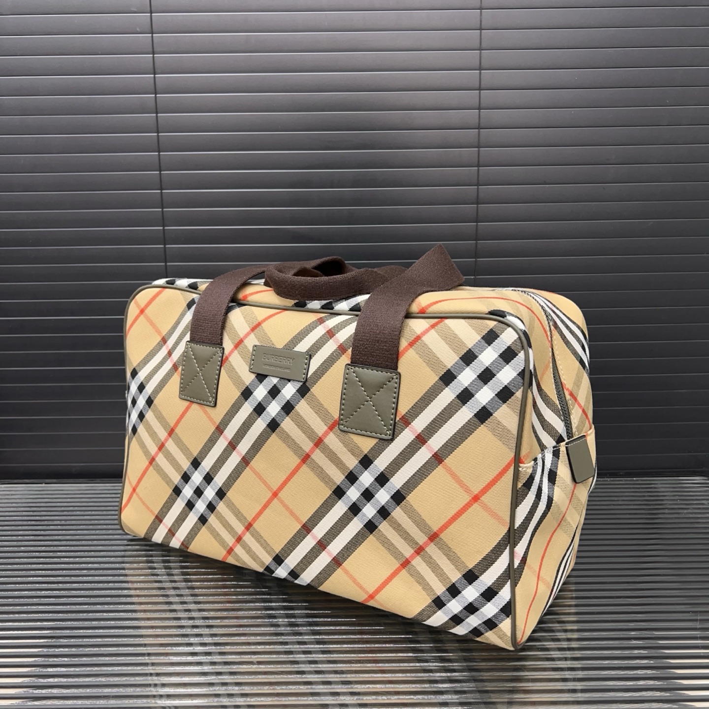 Bur Large Shoulder Bag Ev25061115