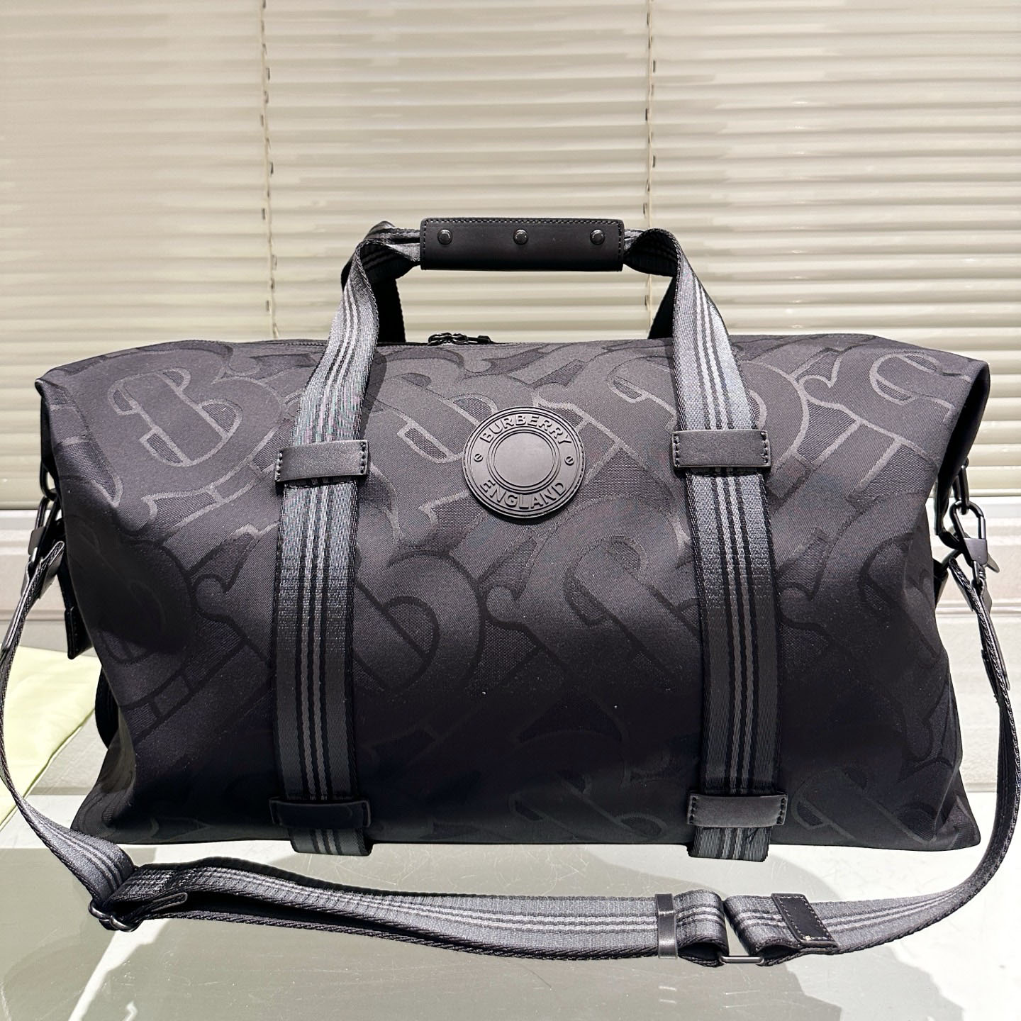 Bur Classic Travel Bag Ev25061128