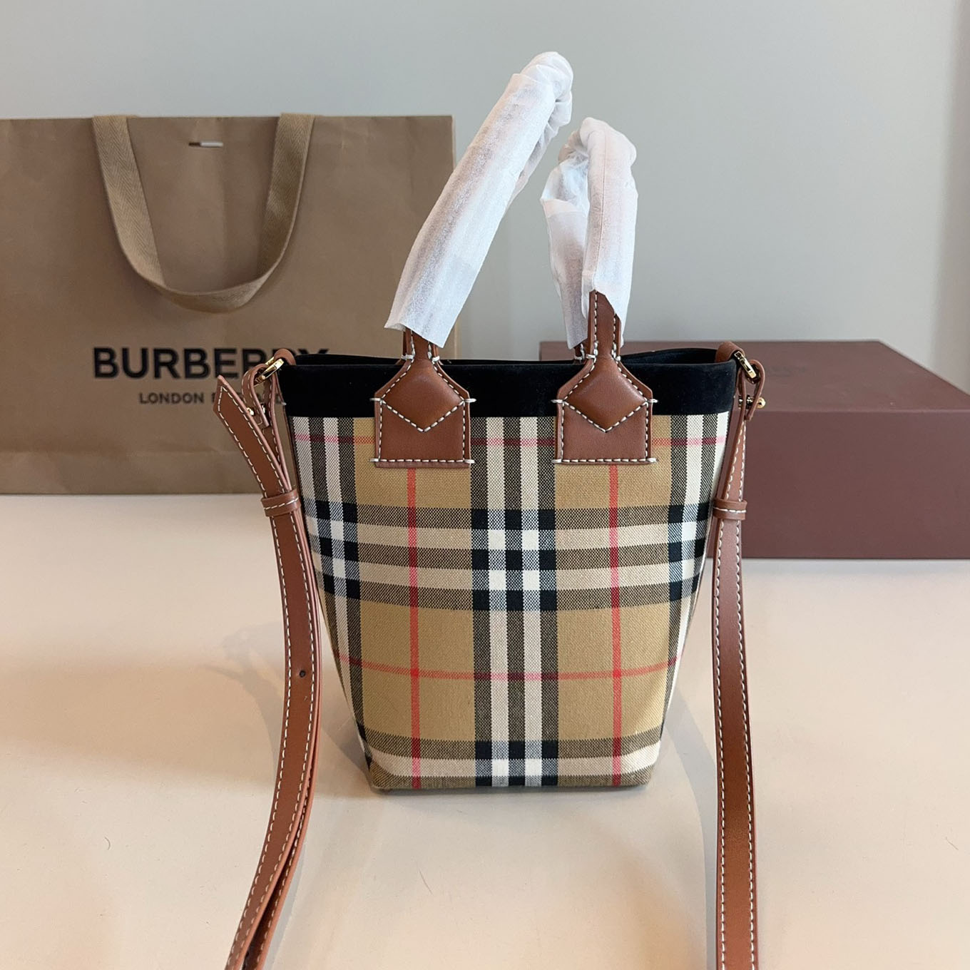 Bur Mini Crossbody Bag Ev25061131