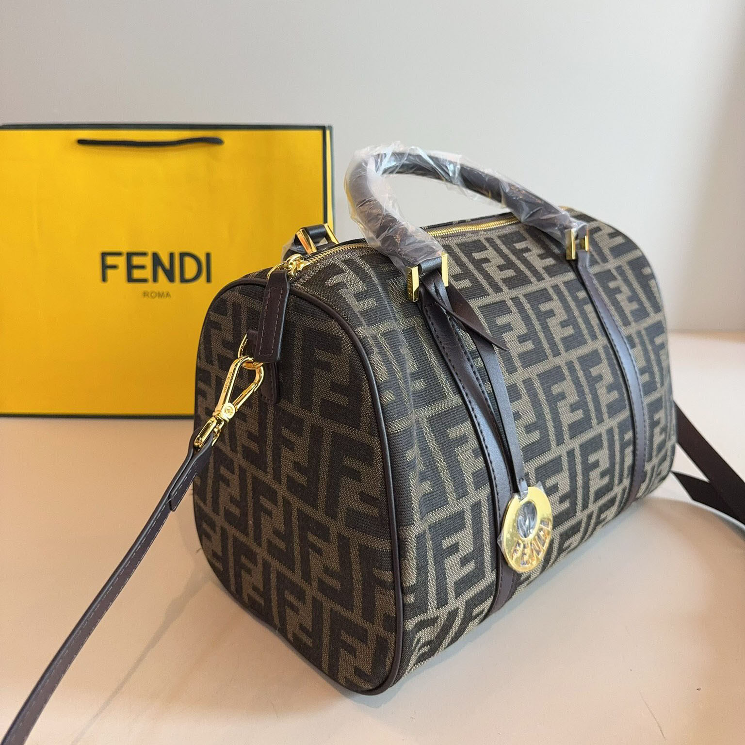 FD Ladies Fashion Shoulder Bag Ev25061240