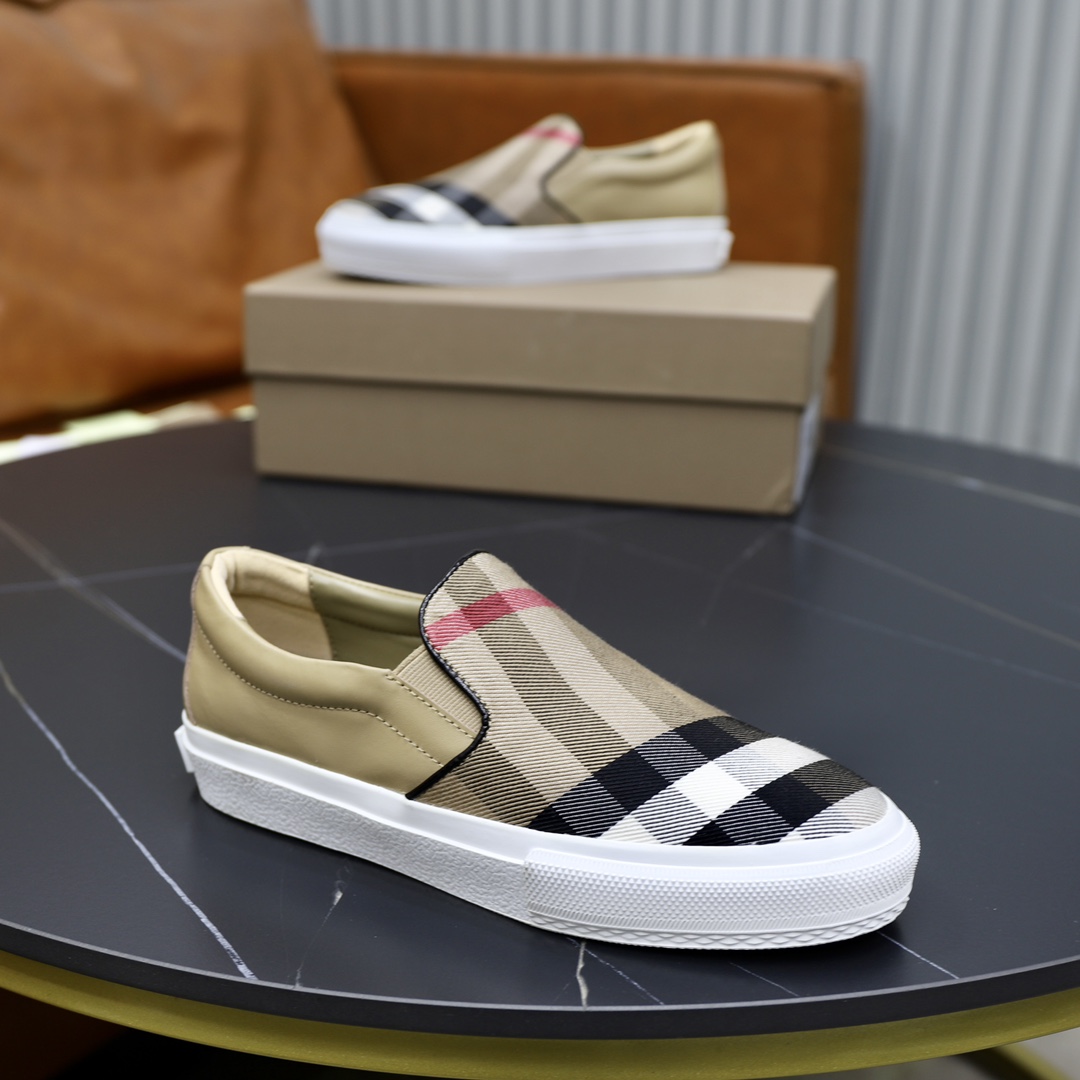 Bur Classic Low-Top Casual Shoes Ev25061188