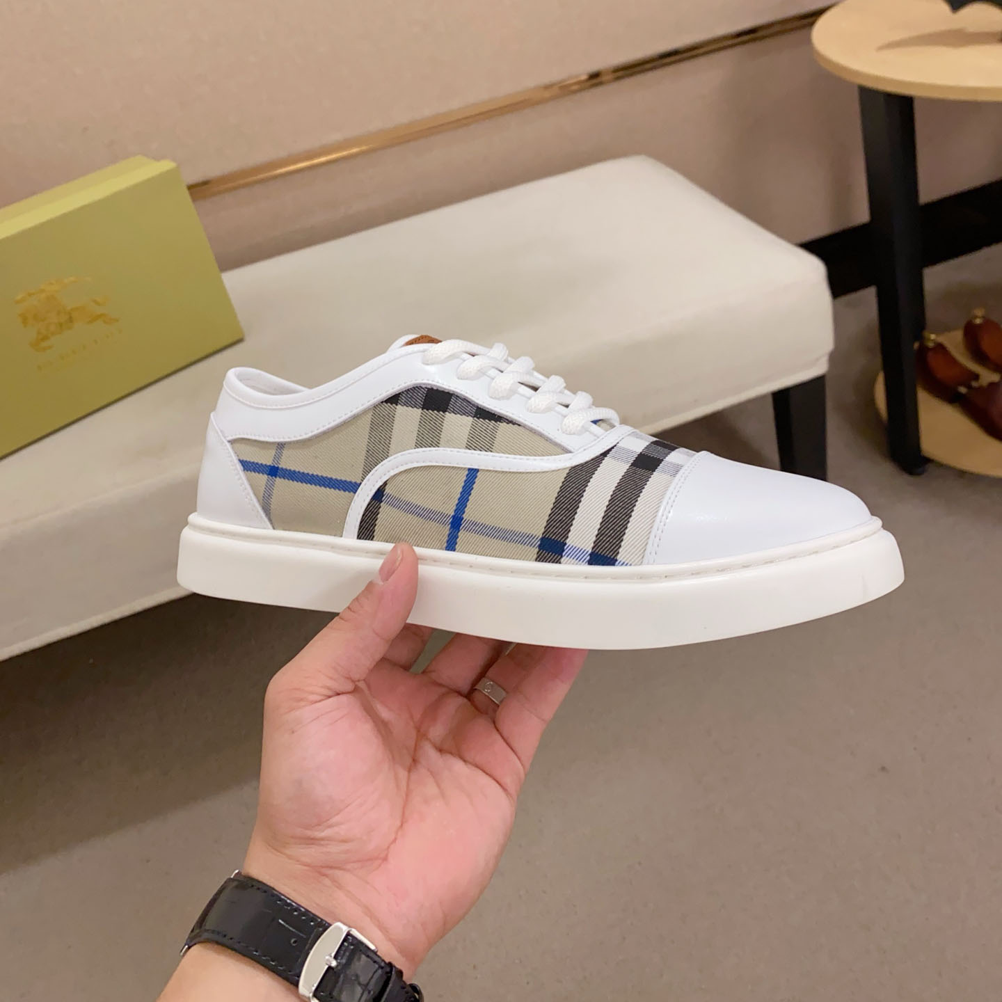 Bur Spliced Flat Sneakers Ev25061220