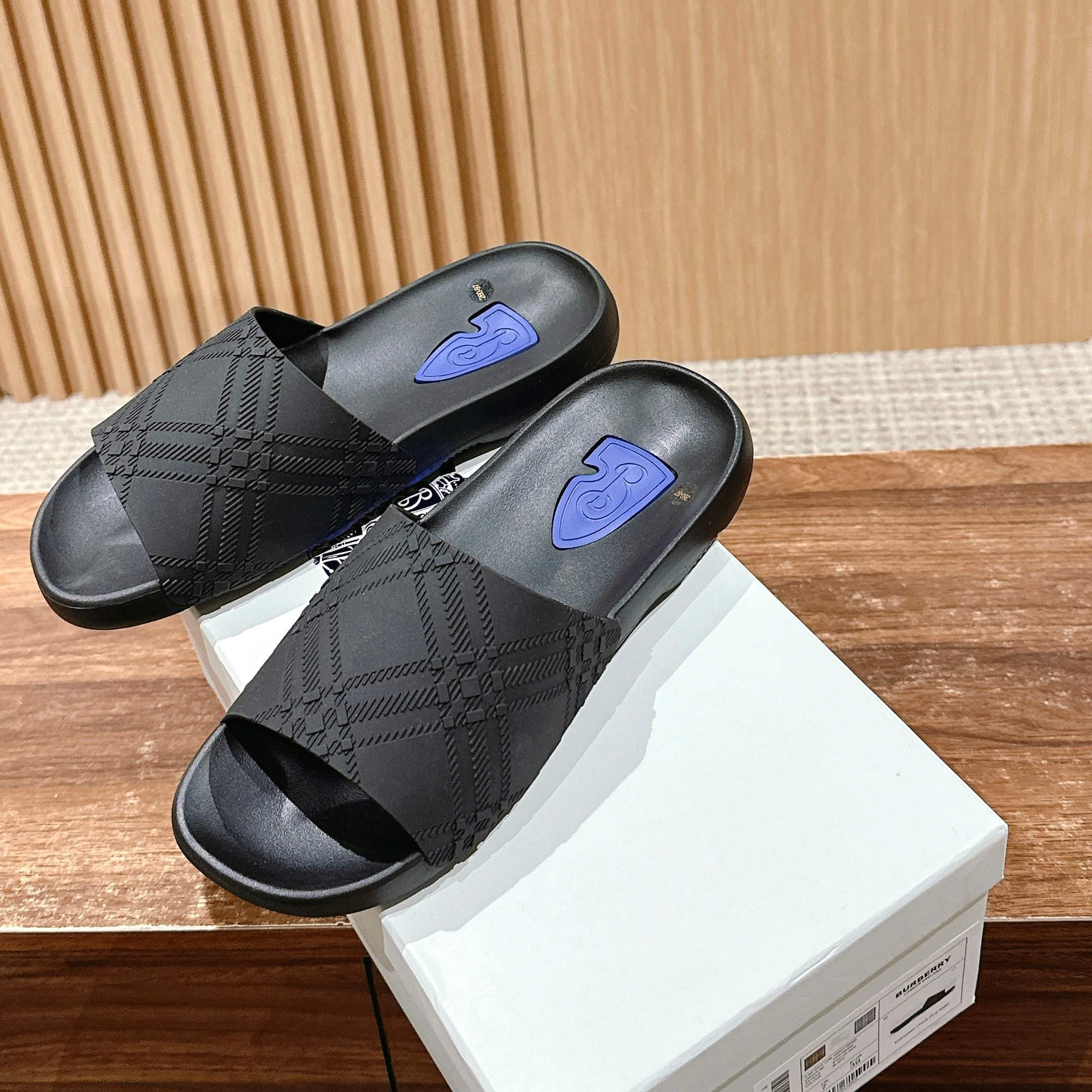 Bur Classic Men's Slippers Ev25061174