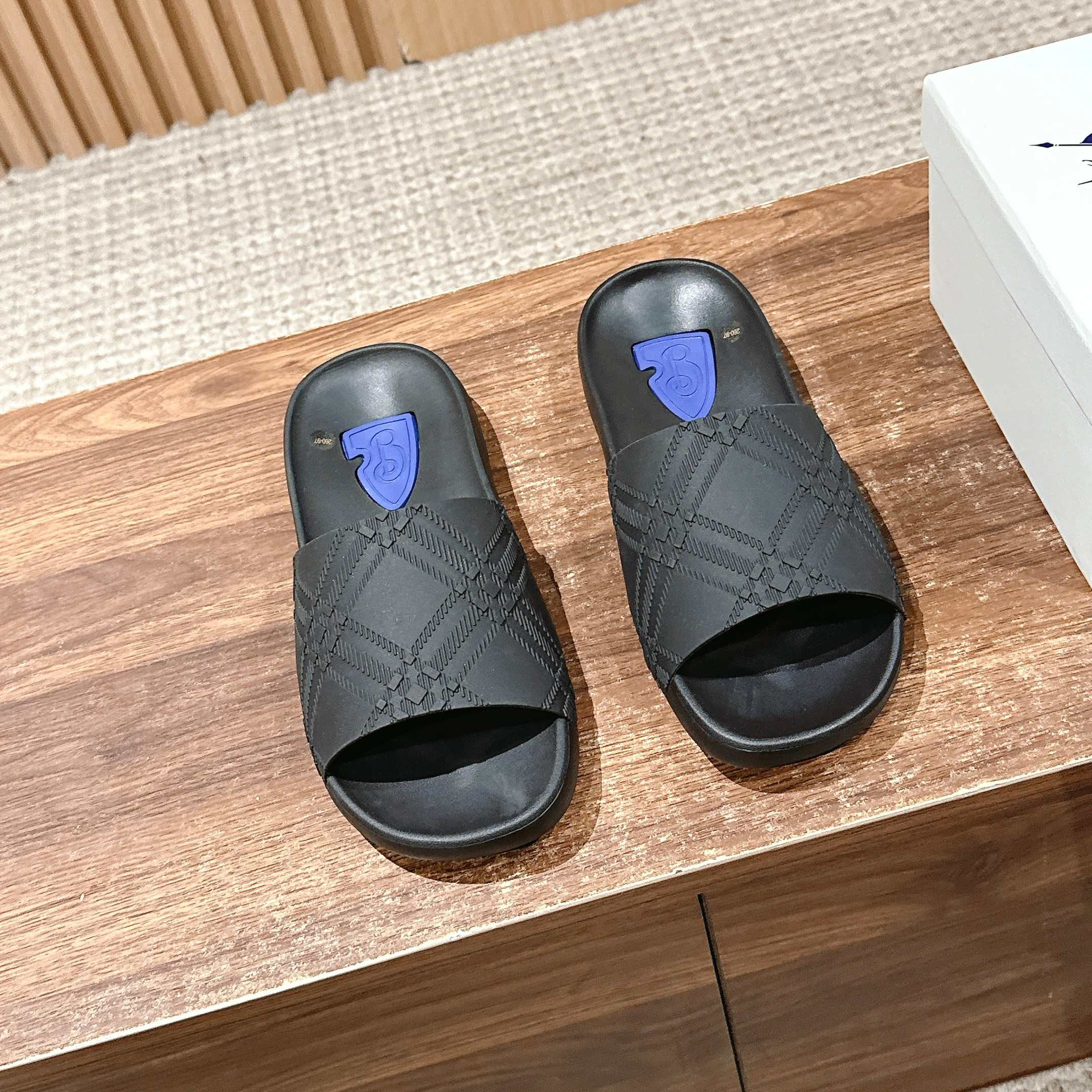 Bur Classic Men's Slippers Ev25061174