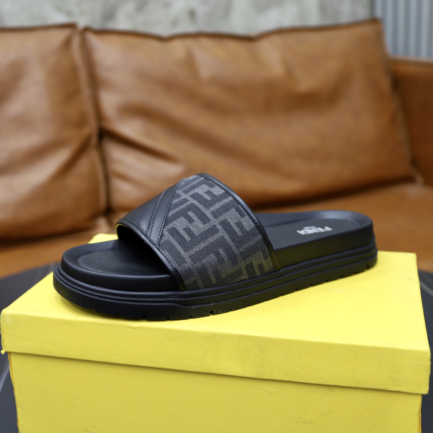 FD Fashion Casual Slippers Lh25061398