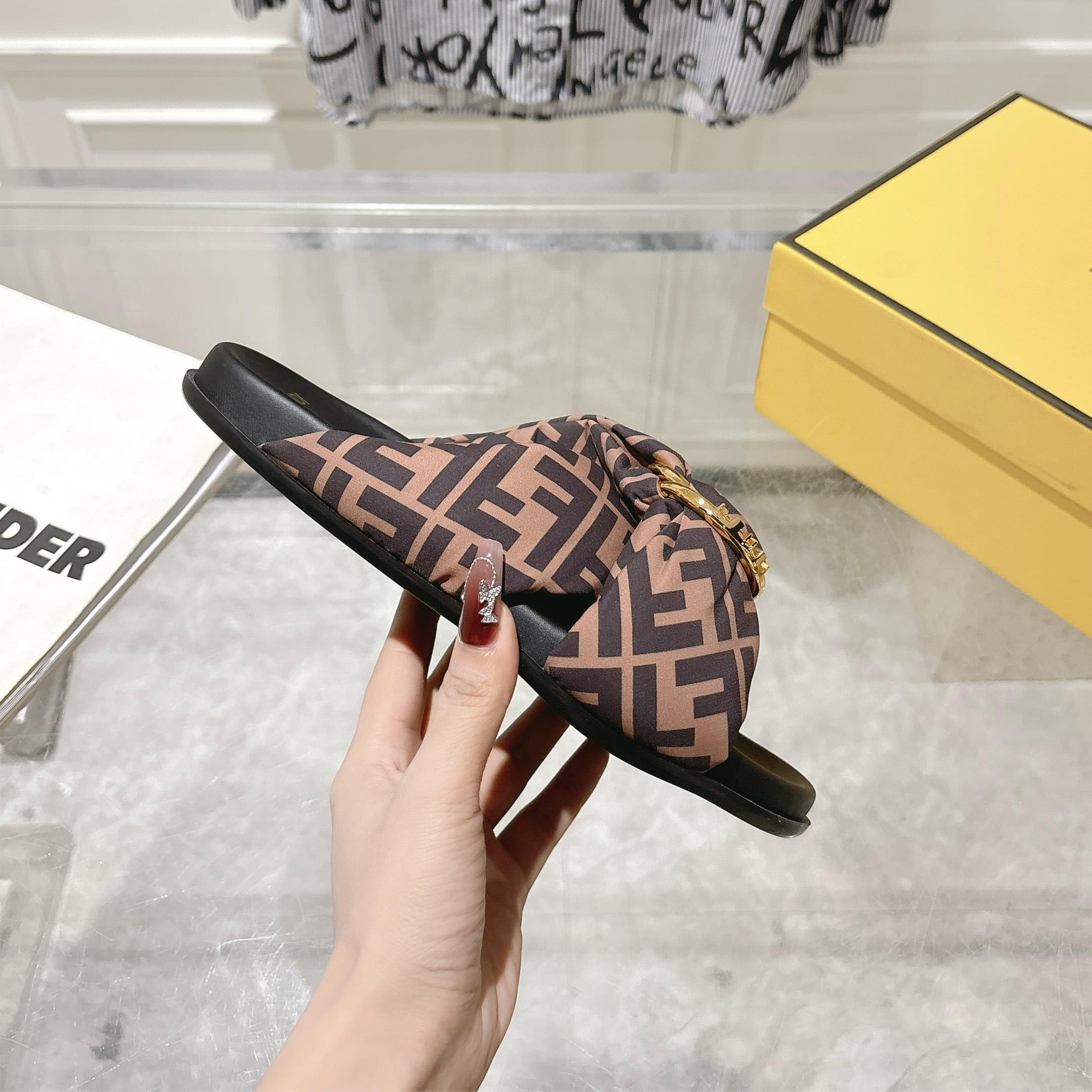 FD Casual Sandals Lh250613107