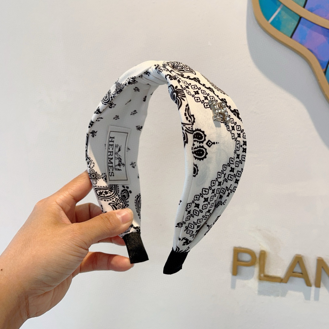 HM Wide Headband Lh25061337