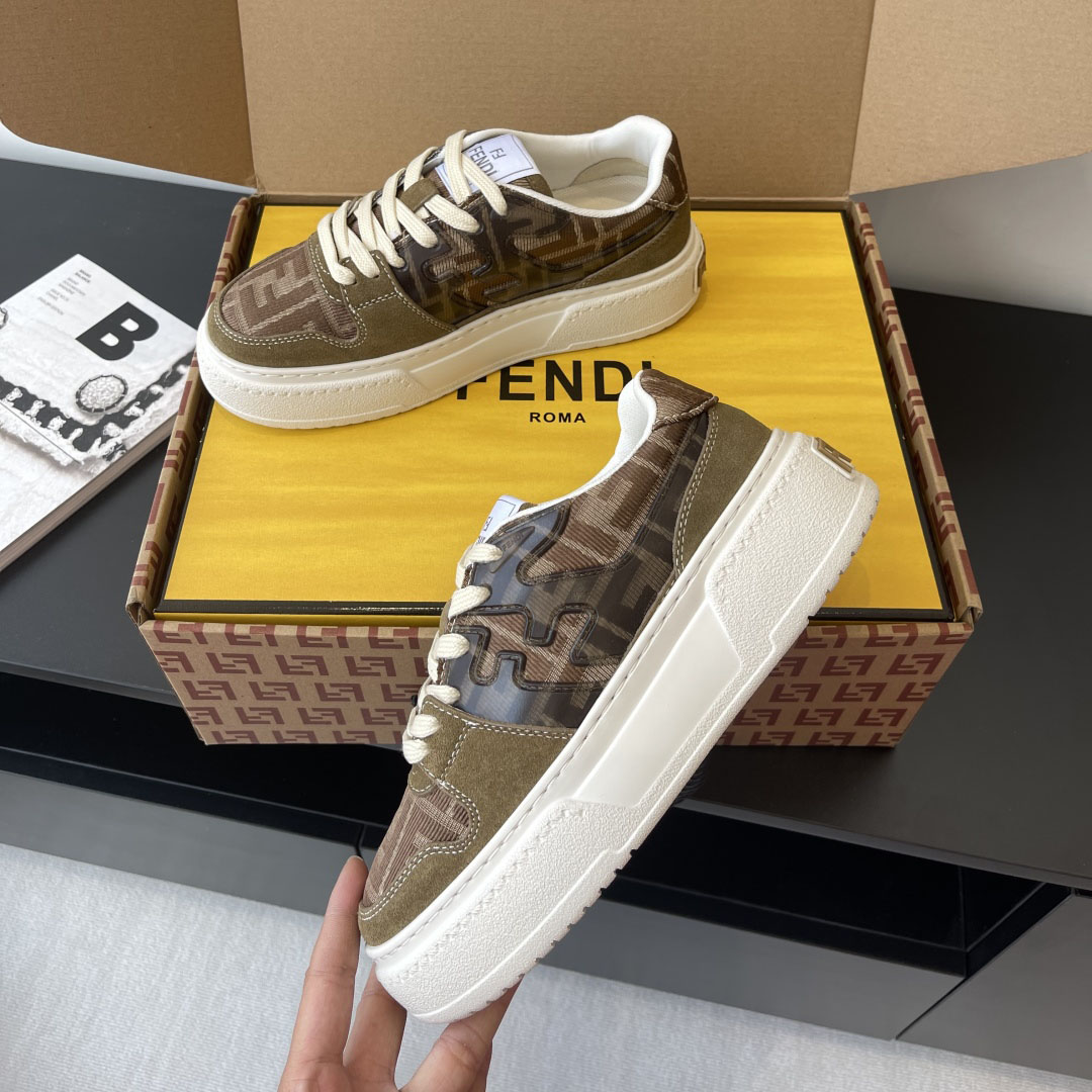 FD Couple Sneakers Lh25061386