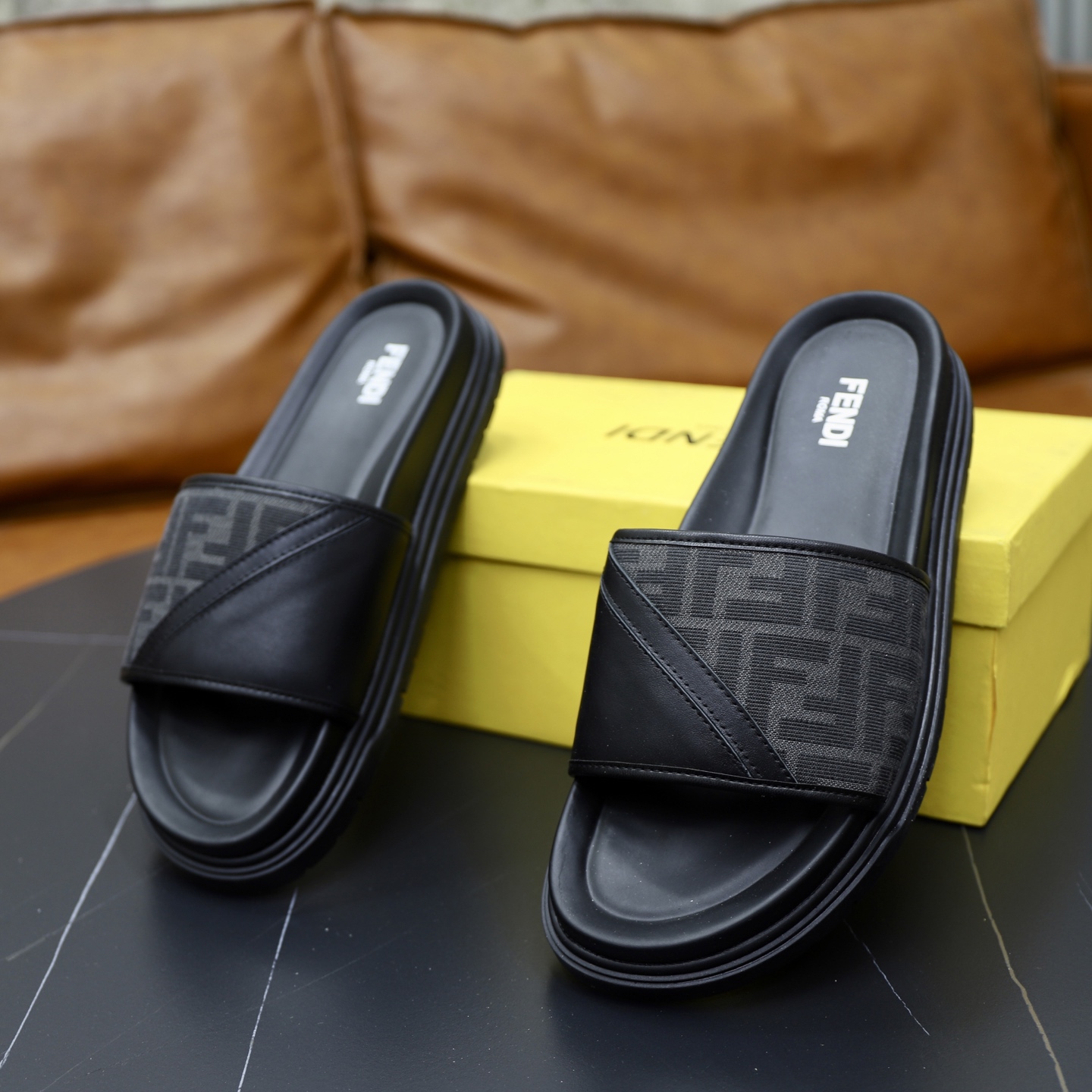 FD Fashion Casual Slippers Lh25061398