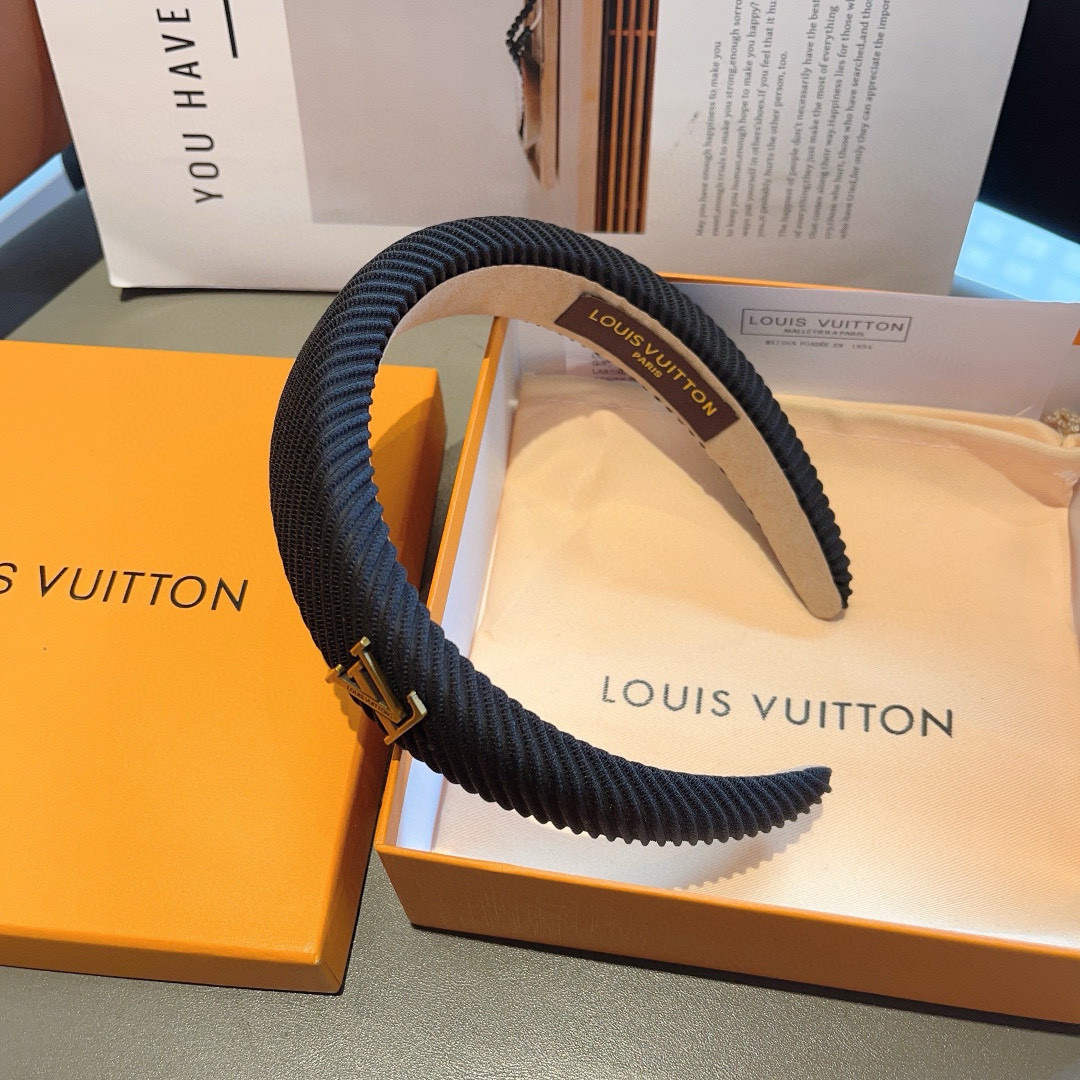 LV Minimalist Headband Lh25061336