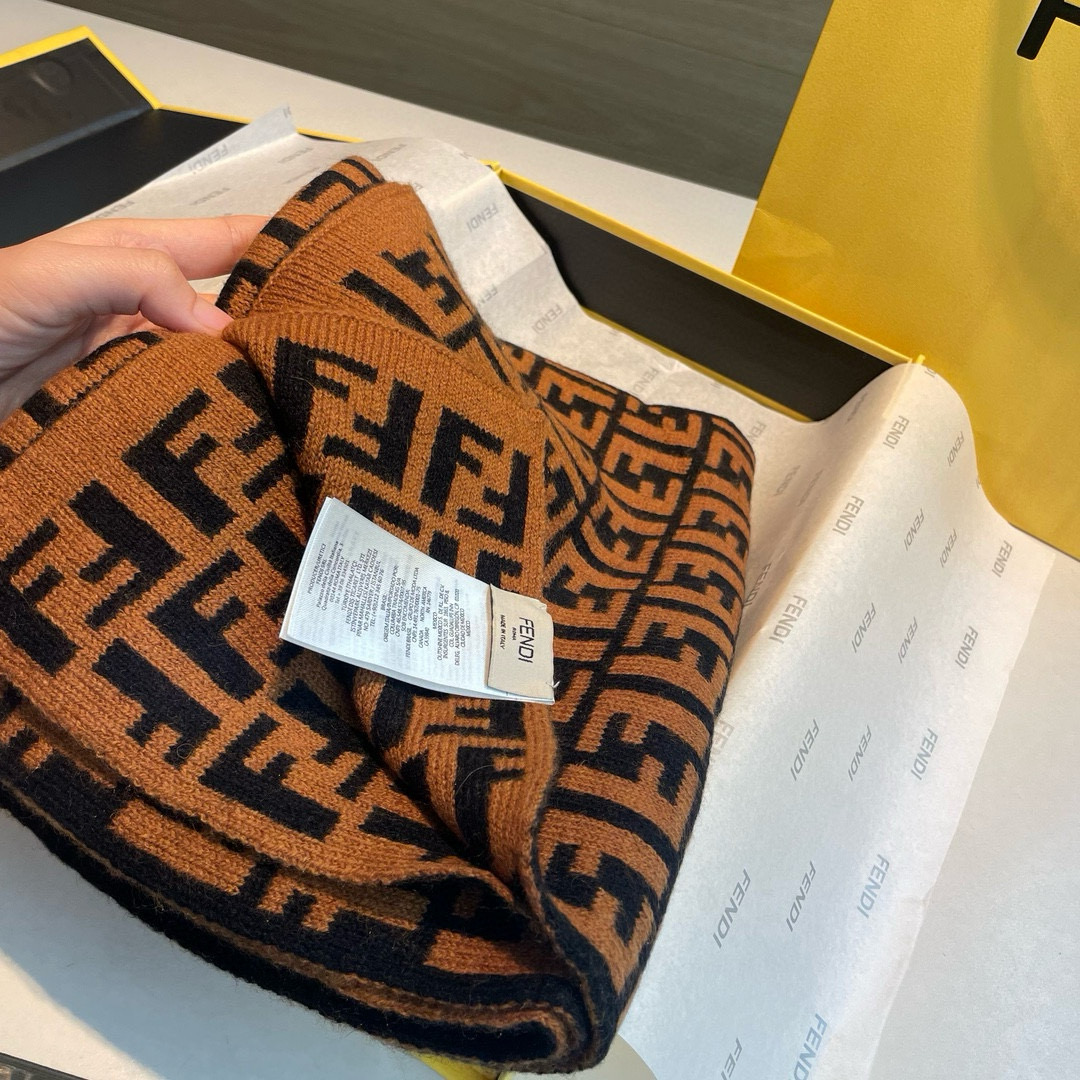 FD Men's Classic Double F logo pattern Scarf YV25071107