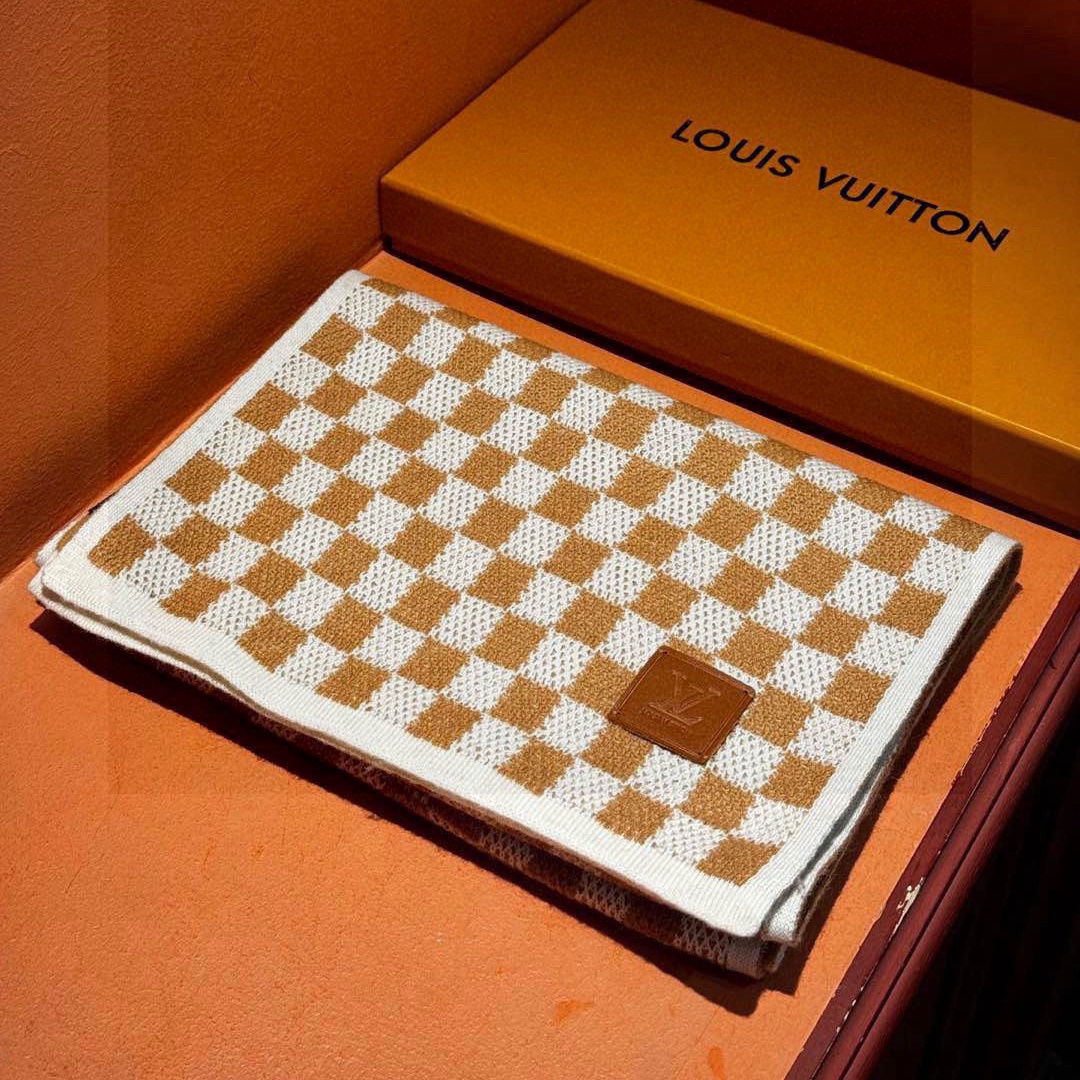 LV Men's Cashmere Scarf YV25071102