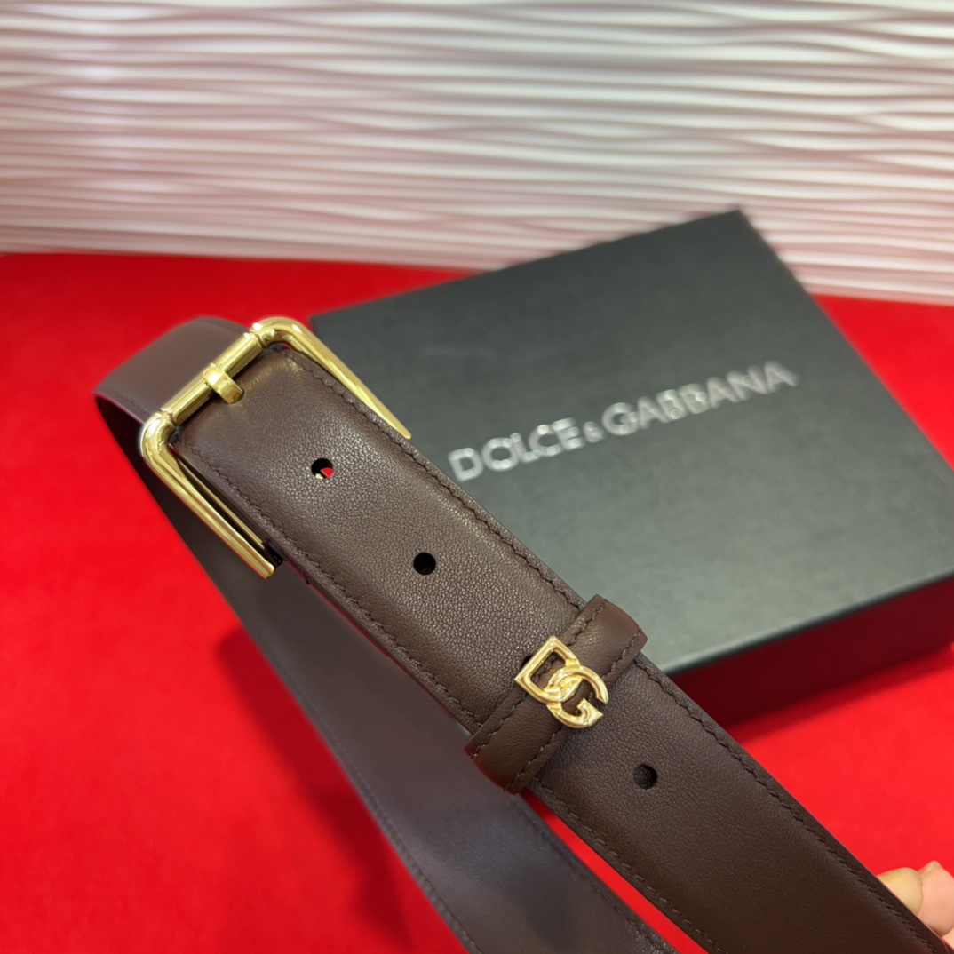 D&G Simple - style square - buckle Cowhide belt YV24071234