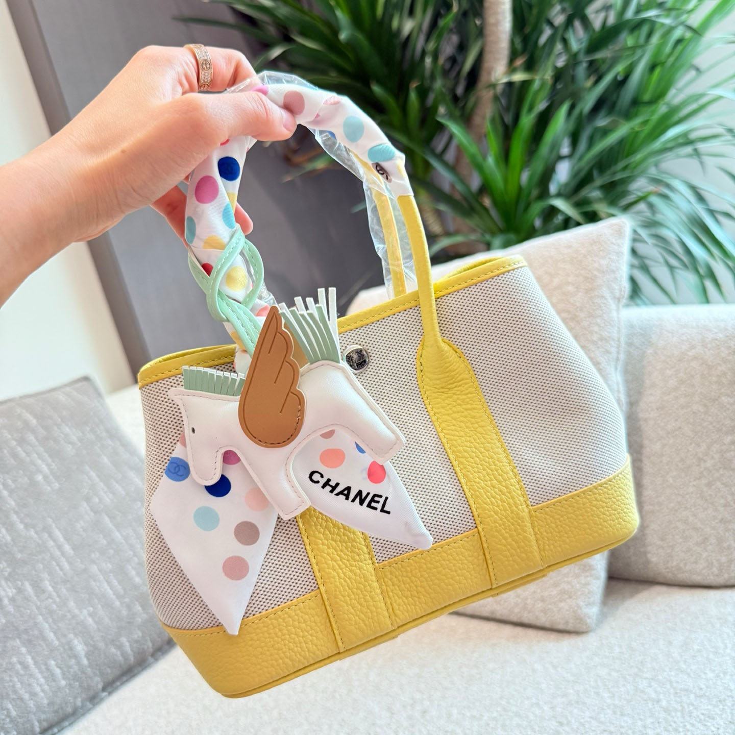 HM Mini Tote Bag DD25071224