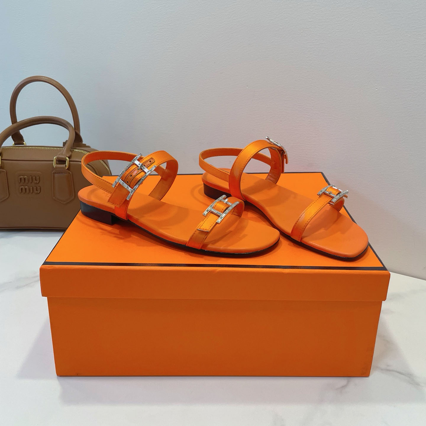 HM Paris Flat Sandals DD25071341