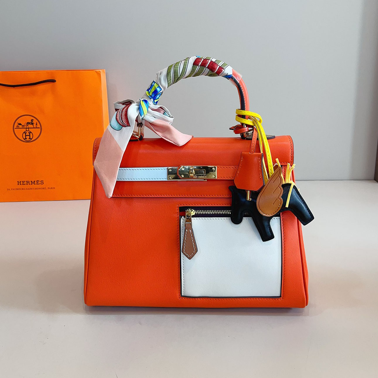 HM Kelly25 Handbag DD25071331