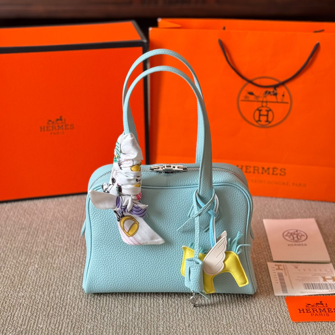 HM Victoria DD25071333