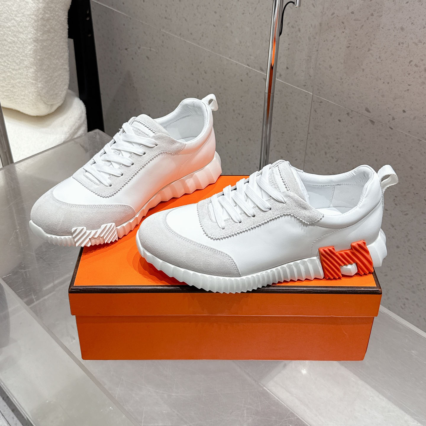 HM Bouncing Unisex Casual Sports Shoes DD25071407