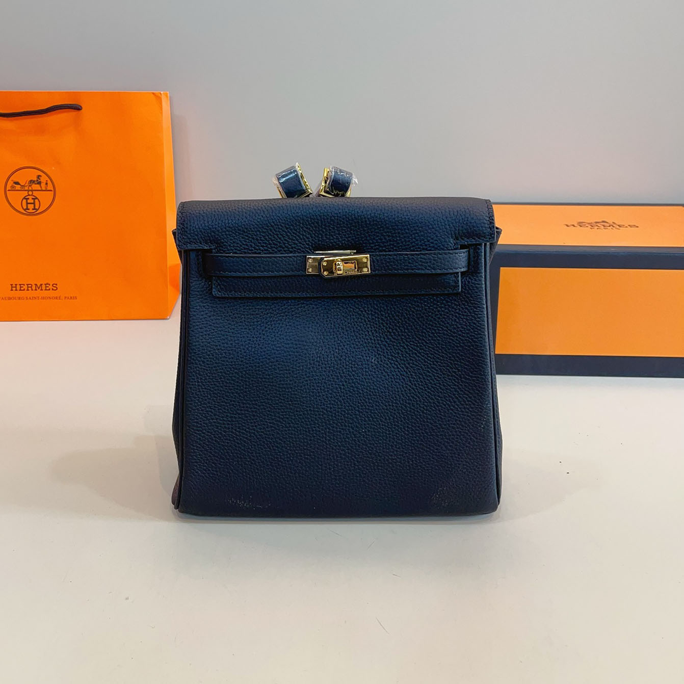 HM Kelly Ado  DD25071326