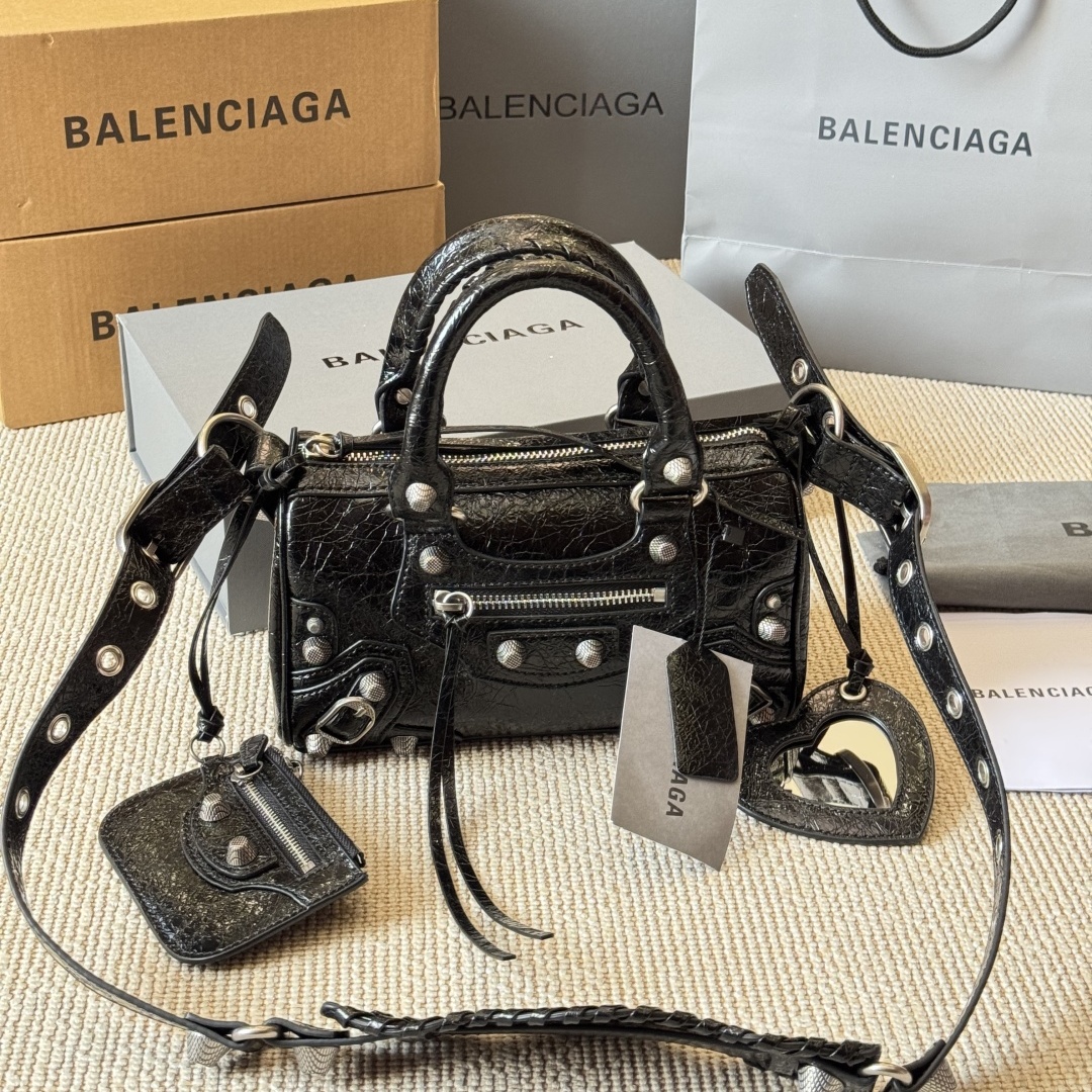 BLCG   Iconic Motorcycle Bag YV24071330