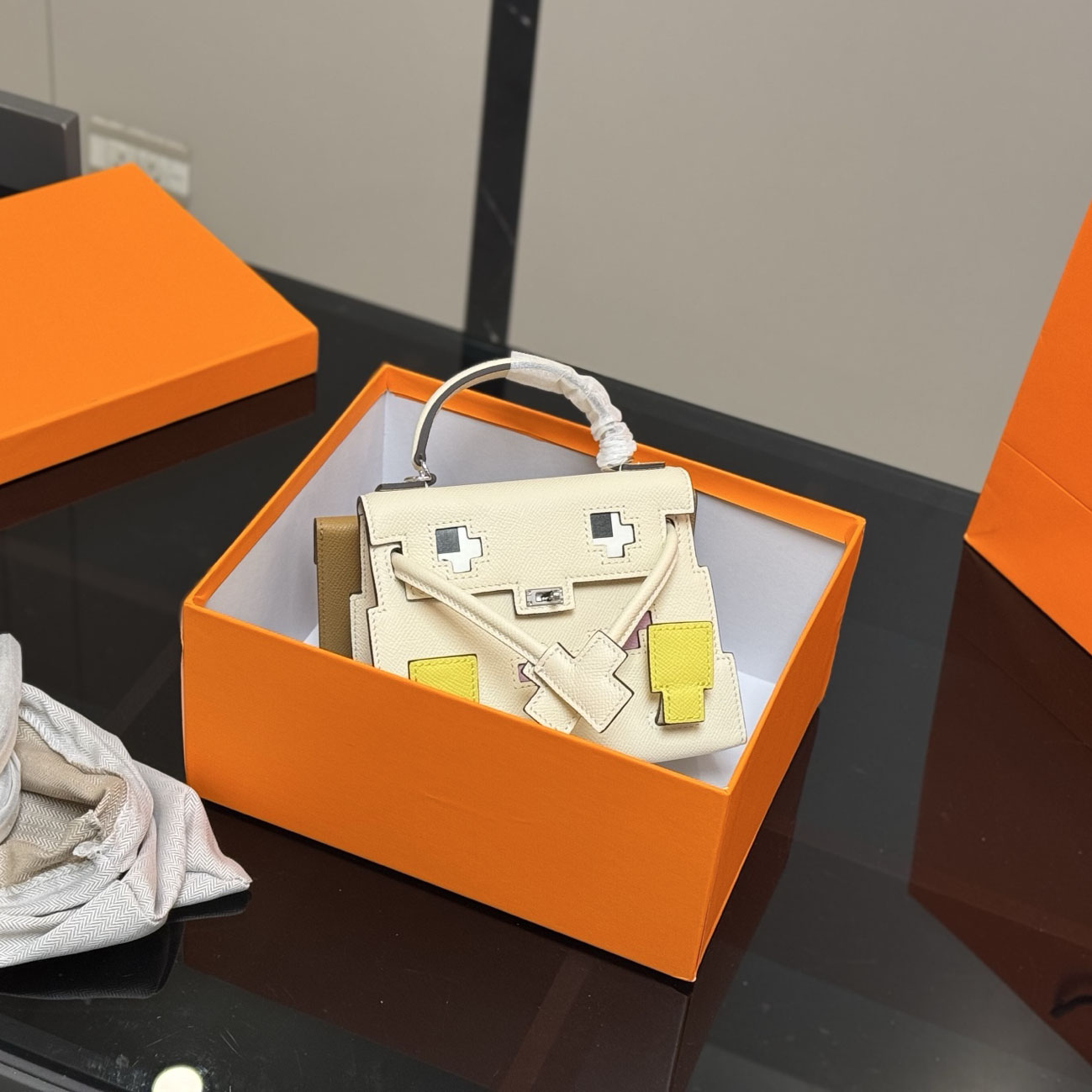 HM Kelly Doll Picto DD25071335