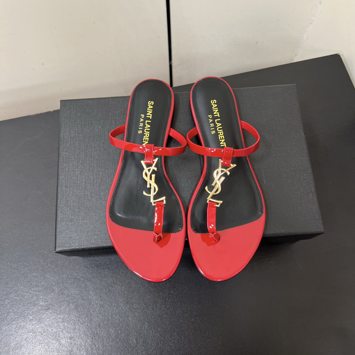 YSL 25New Flat Sandals DD25071460