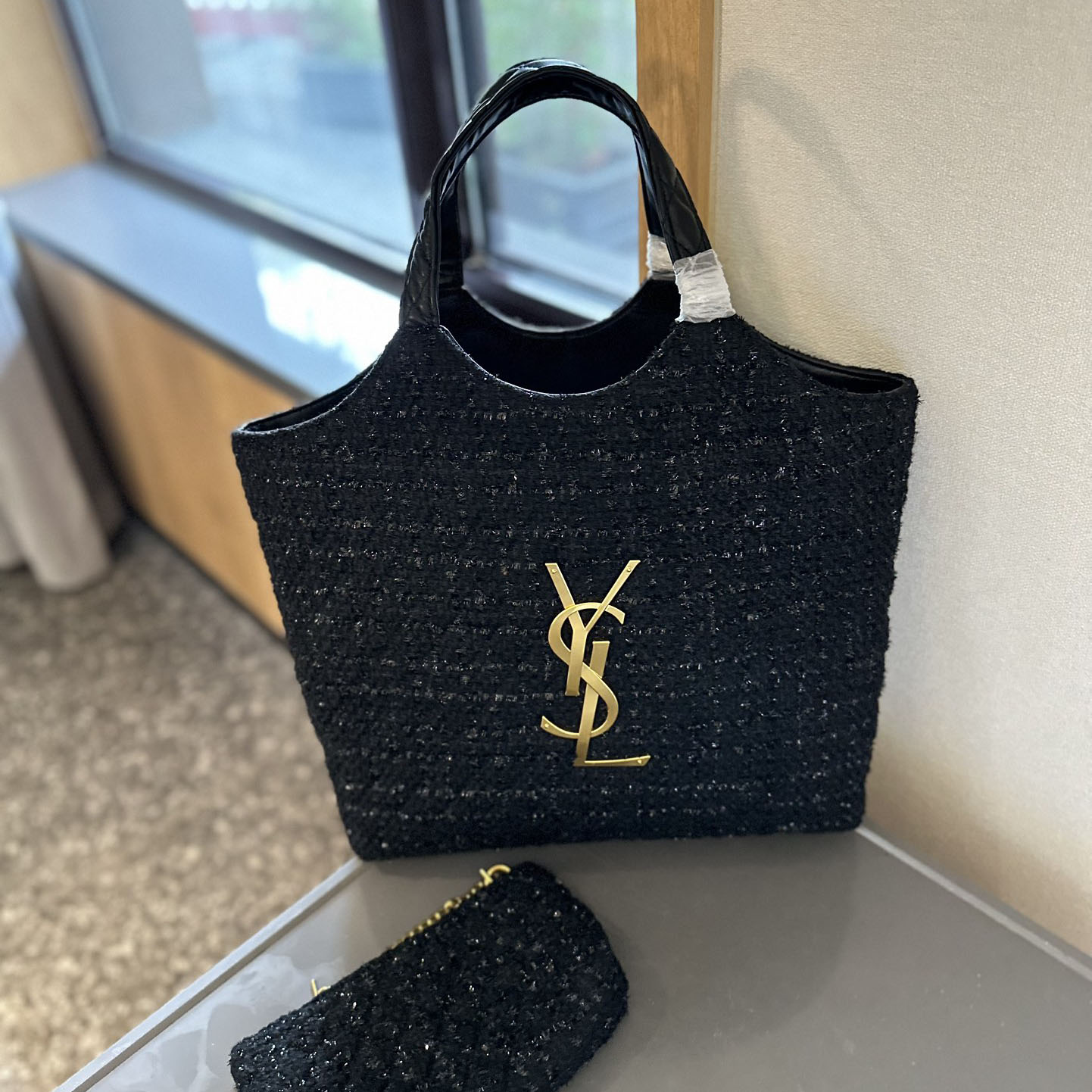 YSL Fashion Tote DD25071527