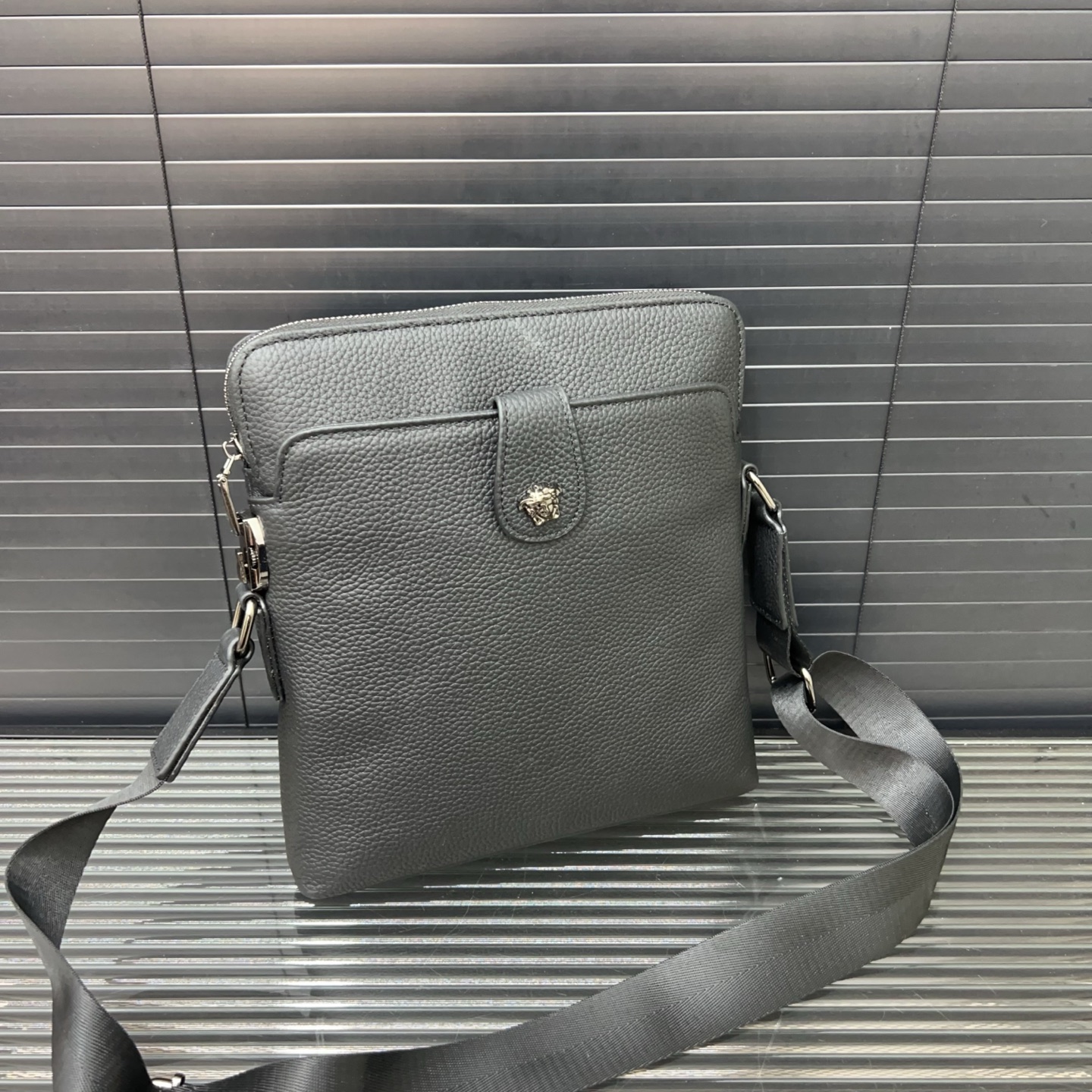 Vs Men’s Shoulder Bag DD25071641