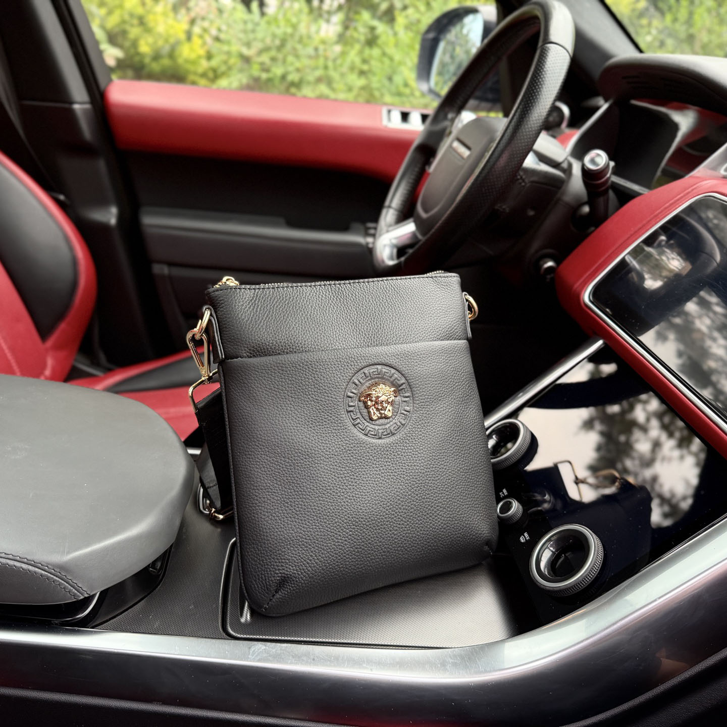 Vs Men’s Crossbody Bag DD25071638