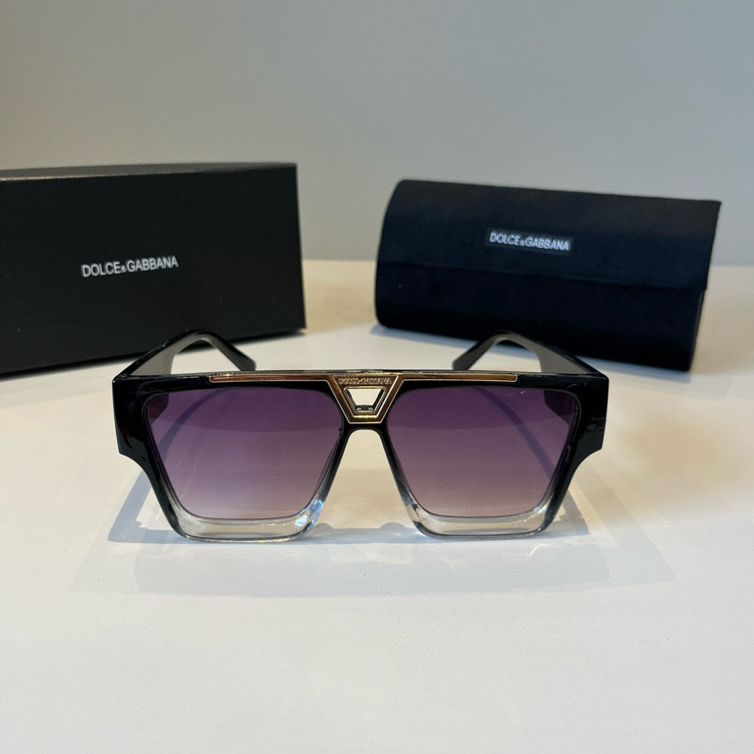 D&G Unisex Square Large - framed Sunglasses  YV24071625