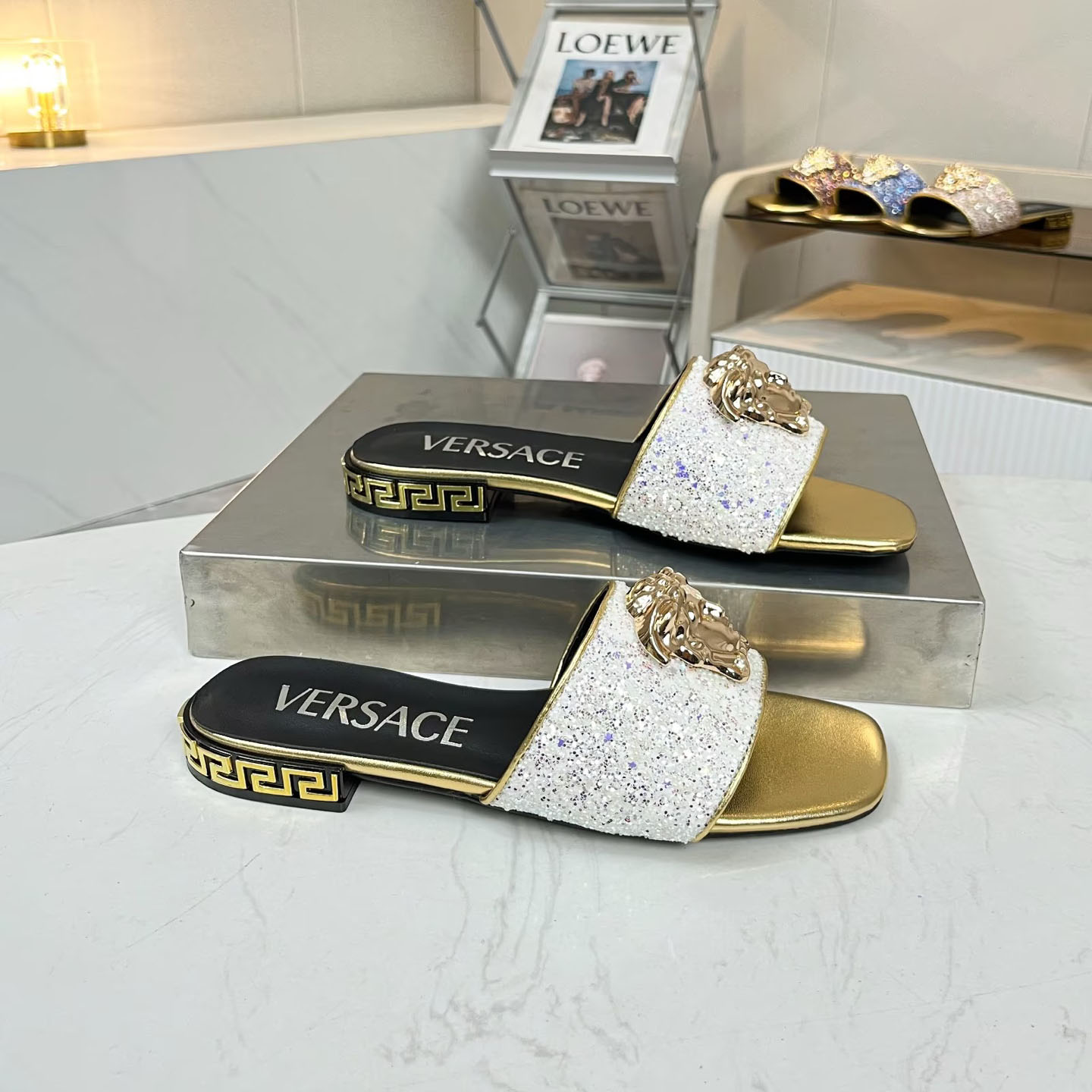 Vs Women's Fashion Flat Slippers DD25071655