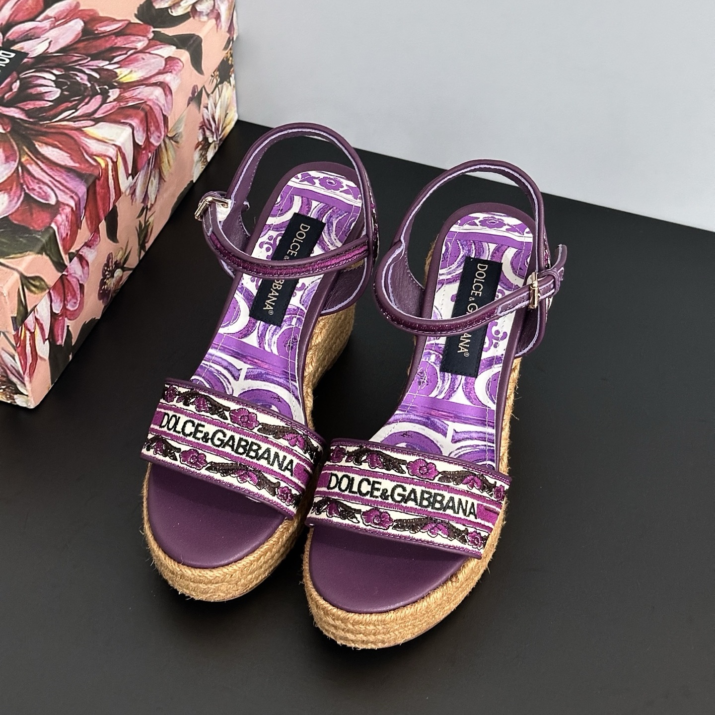 D&G Silk series wedge sandal  YV24071631