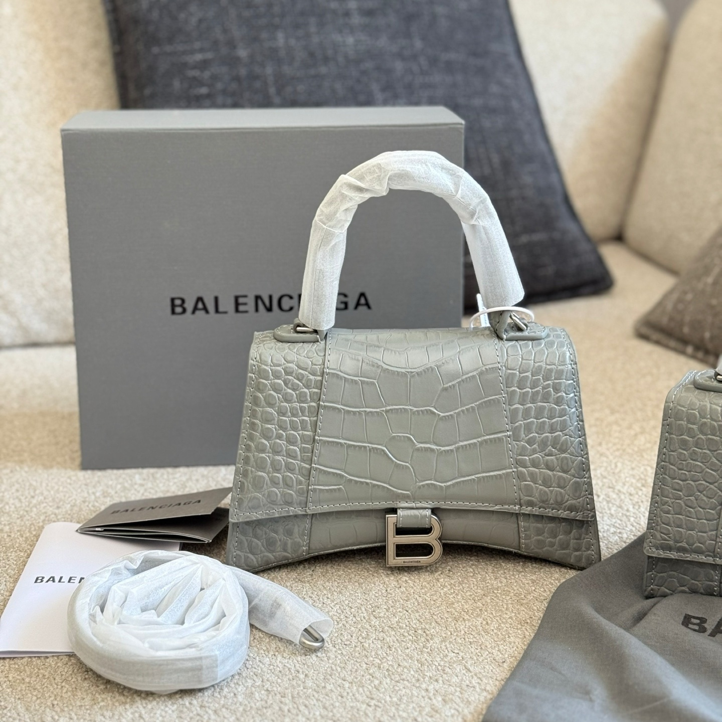 BLCG Lmitation Crocodile Skin Texture Bag YV24071606