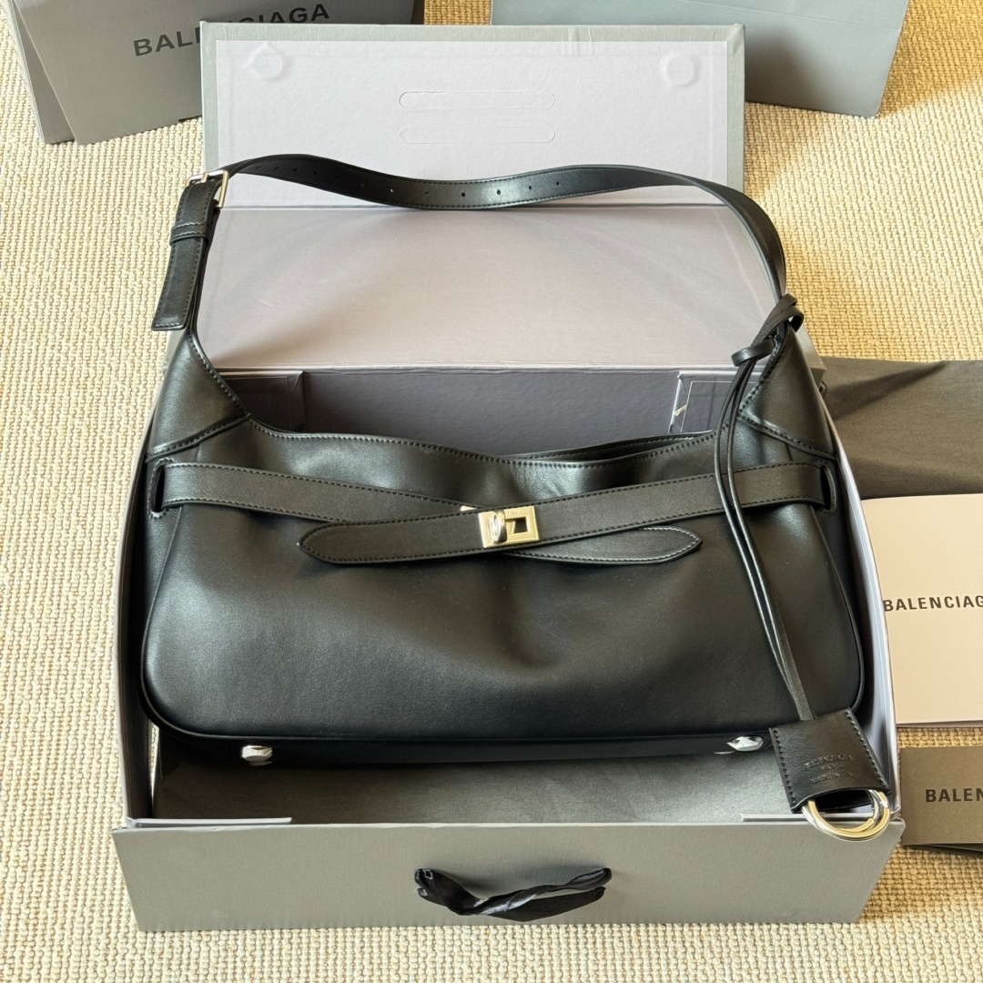 BLCG  RODEO Soft - Structured Calfskin Bag YV24071605