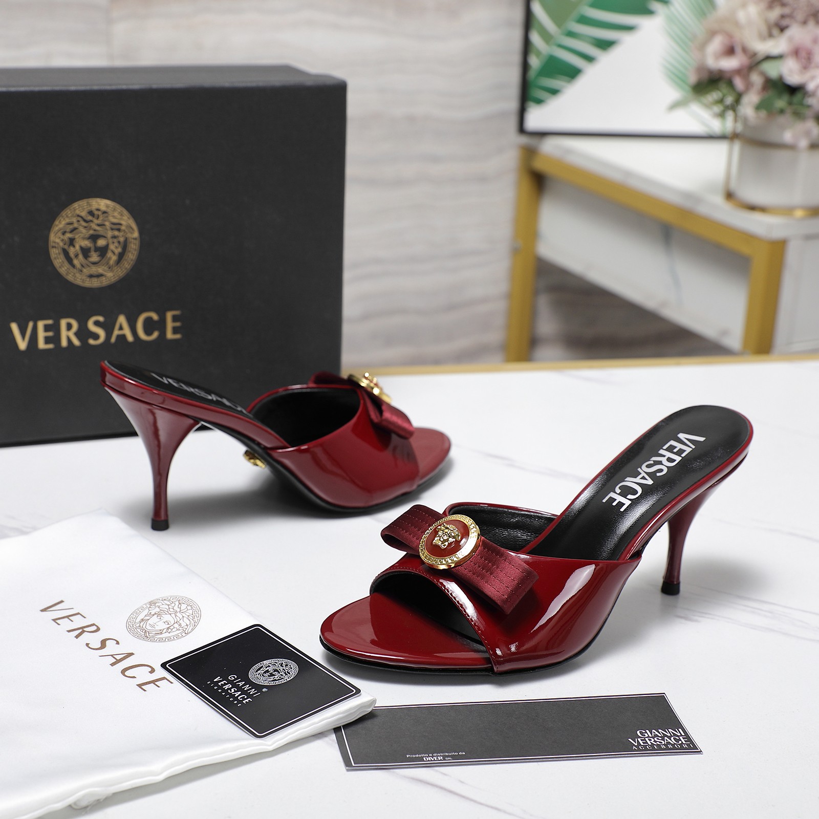 Vs Women's Patent Leather Sandals DD25071710