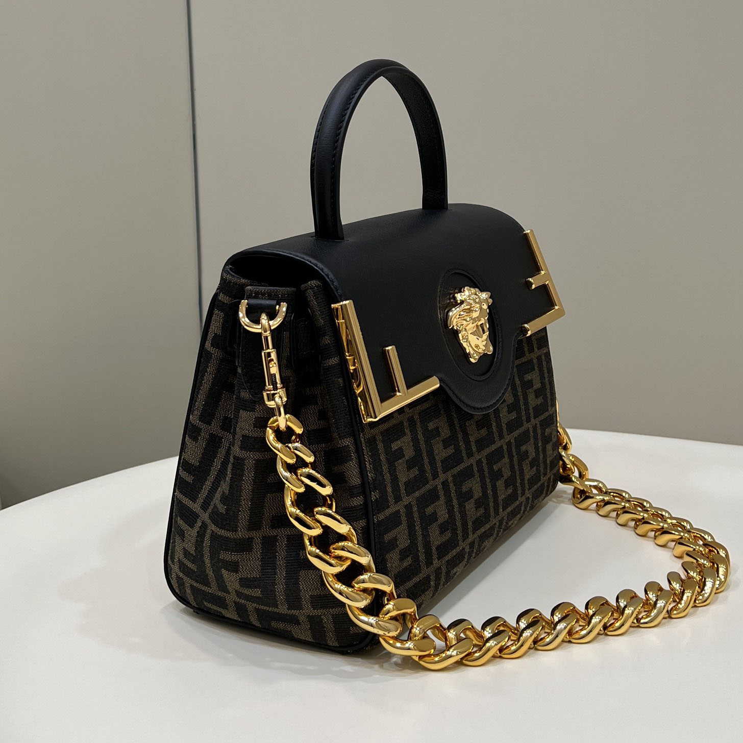 Vs&FD Collaborative Bag DD25071738