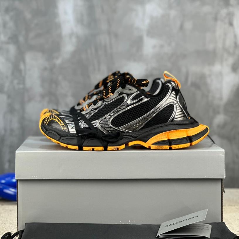 BLCG Unisex 3XL Sneaker YV24071820