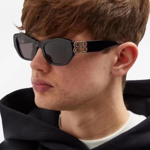 BLCG Small-Frame Sunglasses  YV24071828