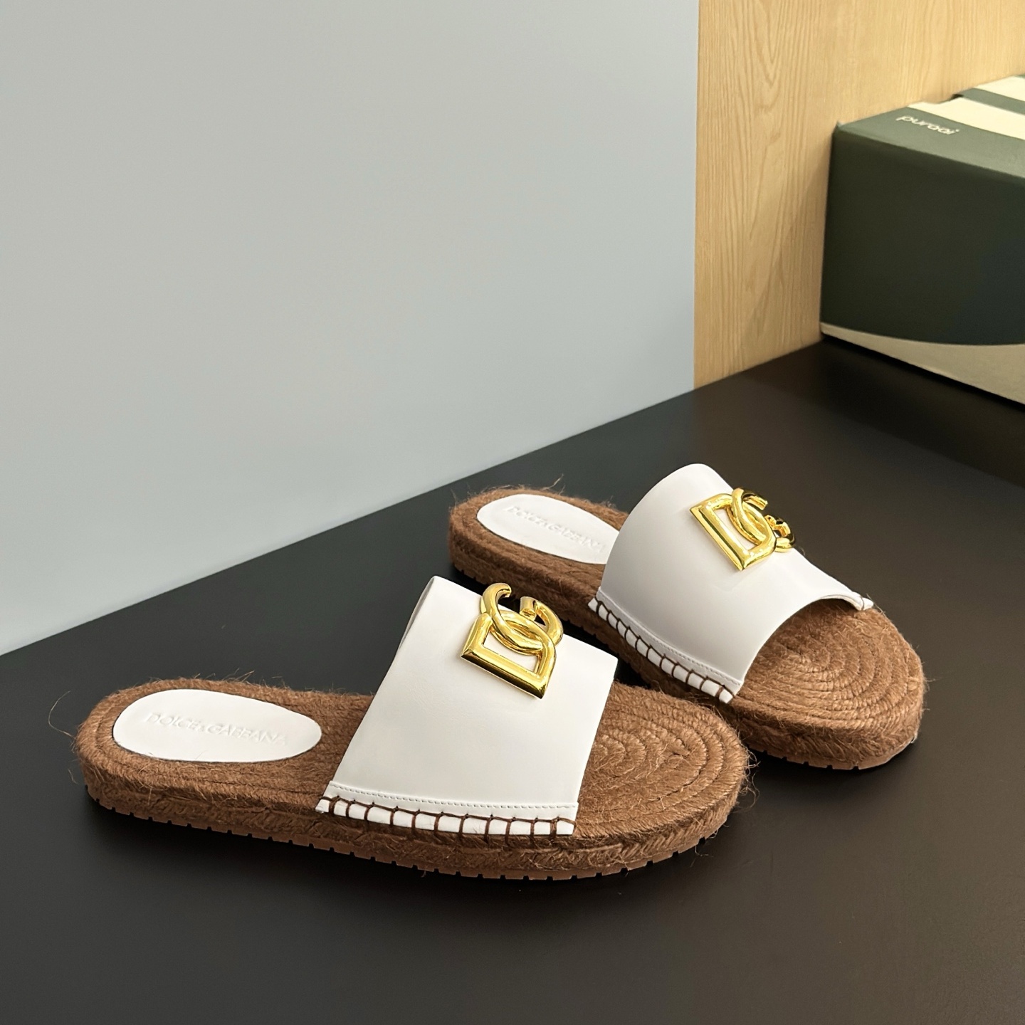 D&G Espadrille slippers  YV24071910