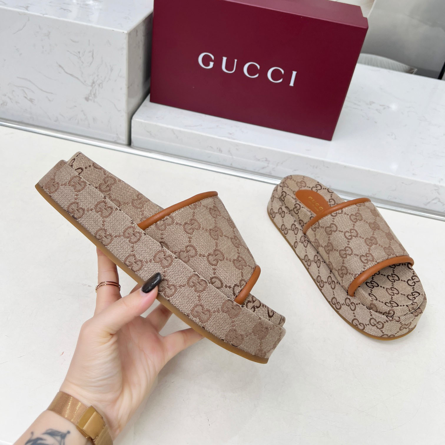 GG Classic Platform Shoes for Women DD25072003