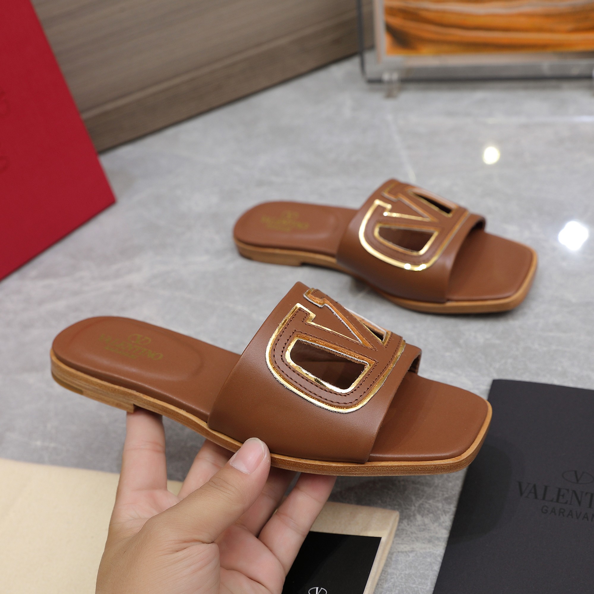 VT Fashion Sandals DD25071908