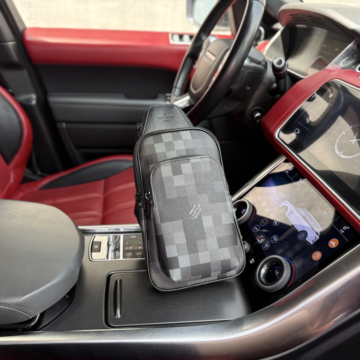 LV Men's Classic Checkered Pattern Chest Bag YV24072011