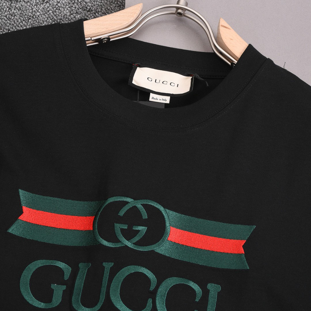 GG Men's Classic T-Shirt DD25072053