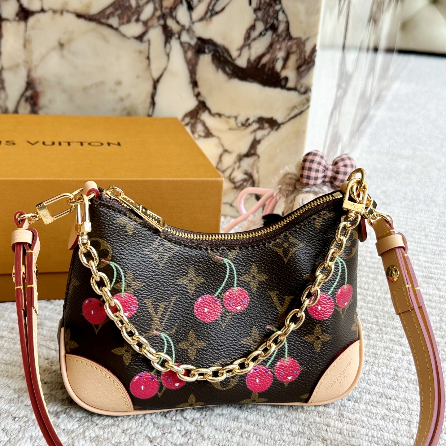 LV×TM Cherry Limited Vivienne Bag YV24072030