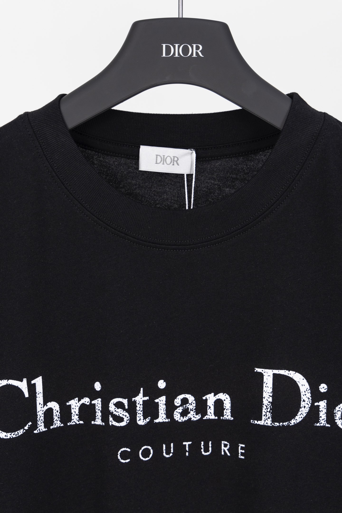 CD Classic Men's T-Shirt DD25072044